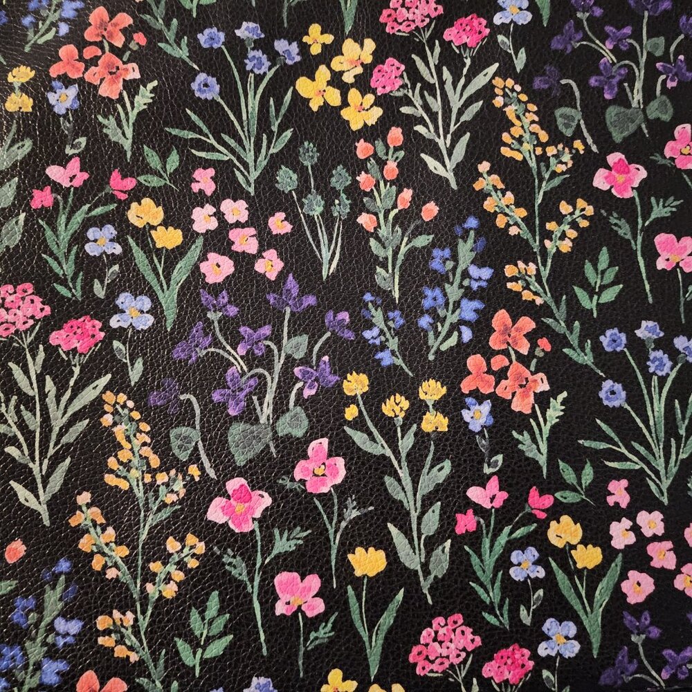 NWOT Floral Tech Sleeve - Picture 2 of 2